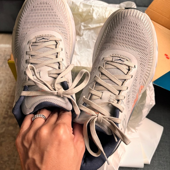 Hoka Bondi 7 Grey and Orange/blue Athletic Shoes - Picture 8 of 9